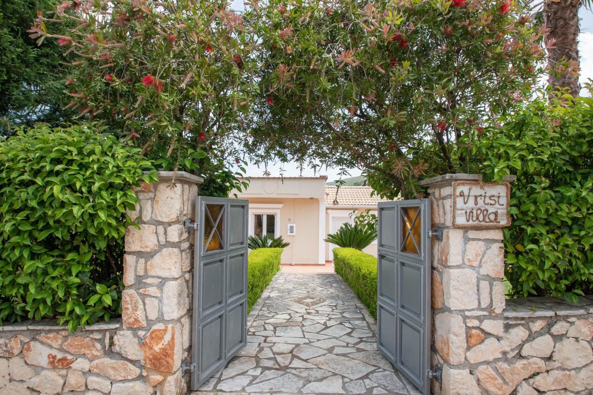 Villa Vrisi Fagias 外观 照片