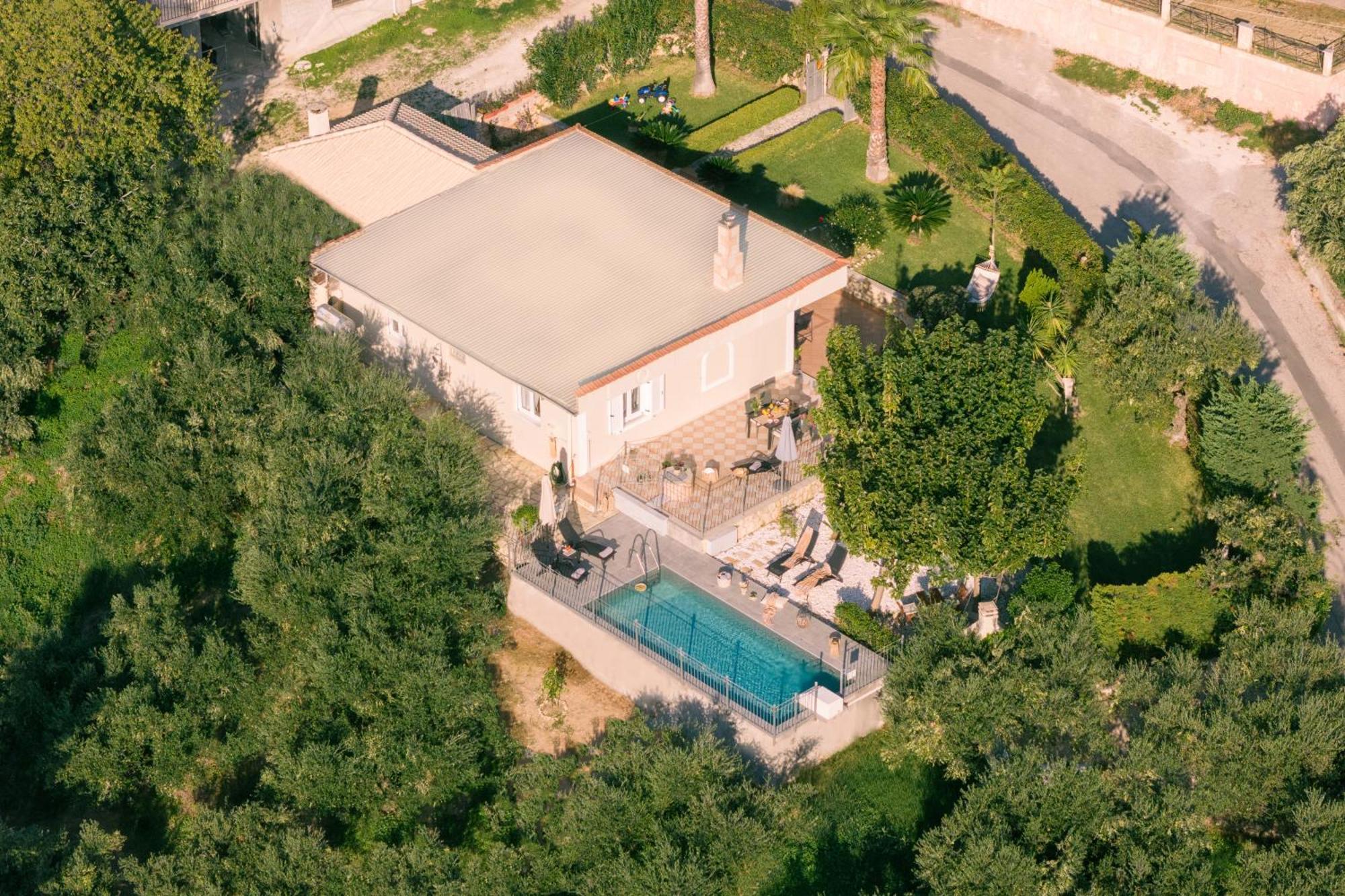 Villa Vrisi Fagias 外观 照片